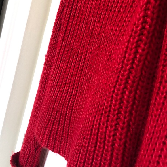 Red knitted sweater turtleneck - Picture 2 of 4